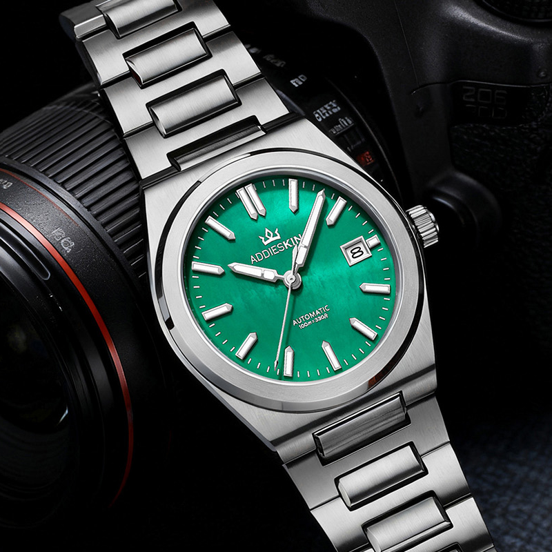 ADDIESKIN K008 グリーンマザーオブパールダイバ - Luxury Watch Green Dial のレビューと価格