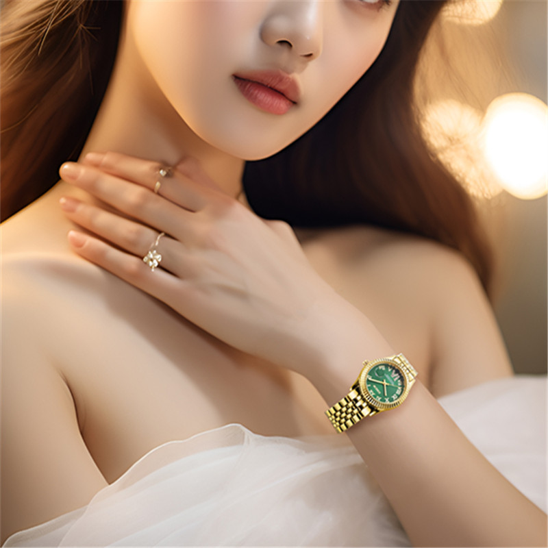 レディースビッグブランドゴールデン腕時計女性ガールズカジュア - Luxury Watch Green のレビューと価格