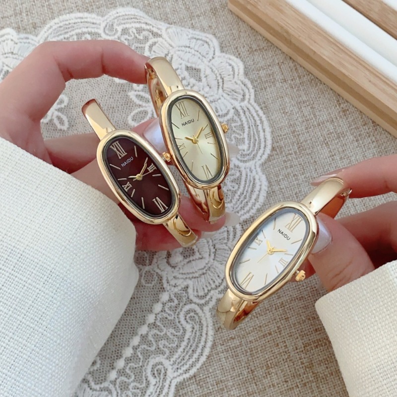 トップブランドの女性オーバルローマダイヤルクォーツ時計シンプ - Luxury Watch Index のレビューと価格