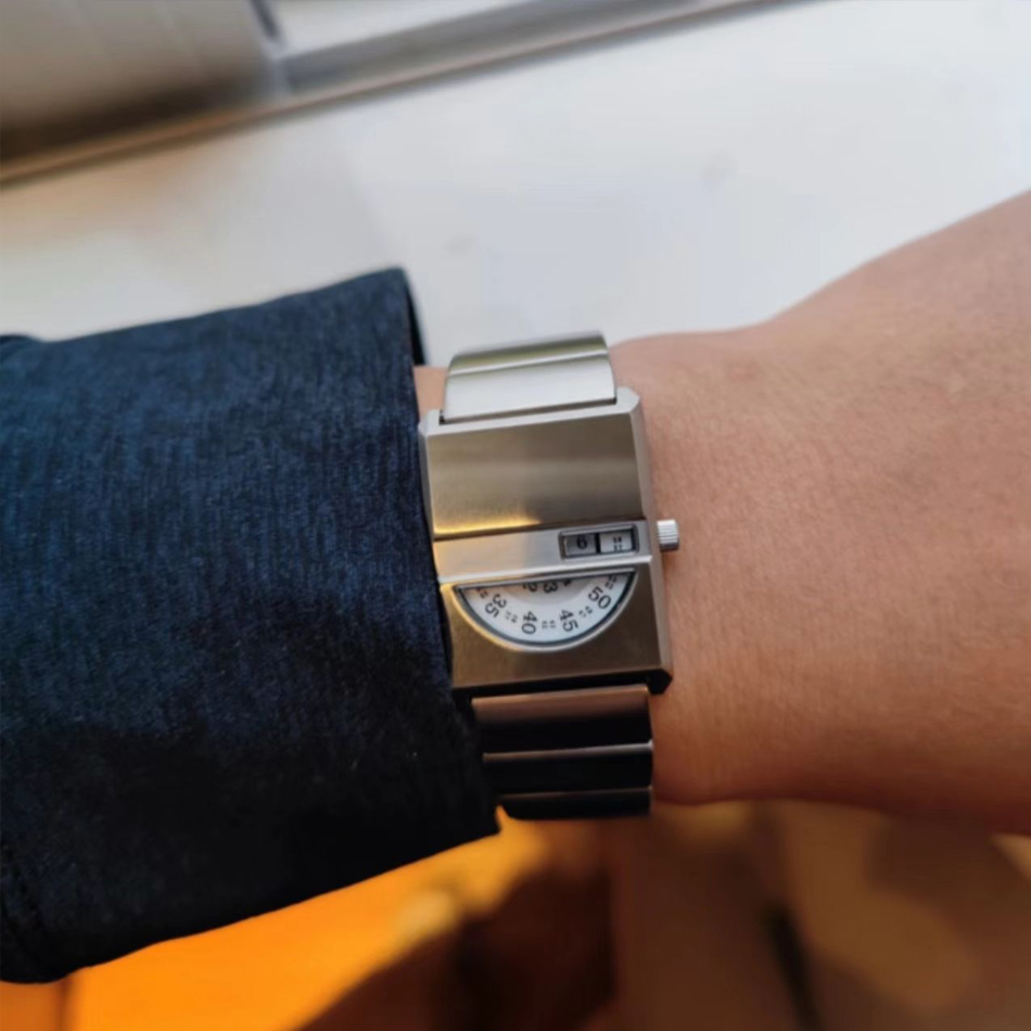 メンズ スクエア スポーツウォッチ ステンレススチールストラ - Moonphase Complication Watch のレビューと価格