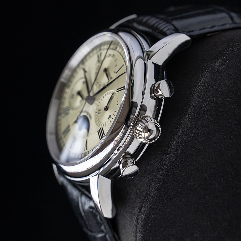 Sugess メンズ腕時計 ST1908 スワンネックムーブ - Moonphase Complication Watch のレビューと価格