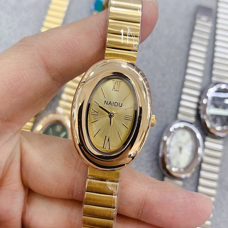 高級ブランドゴールドオーバル女性クォーツ時計ファッションカジ - Luxury Watch Index のレビューと価格