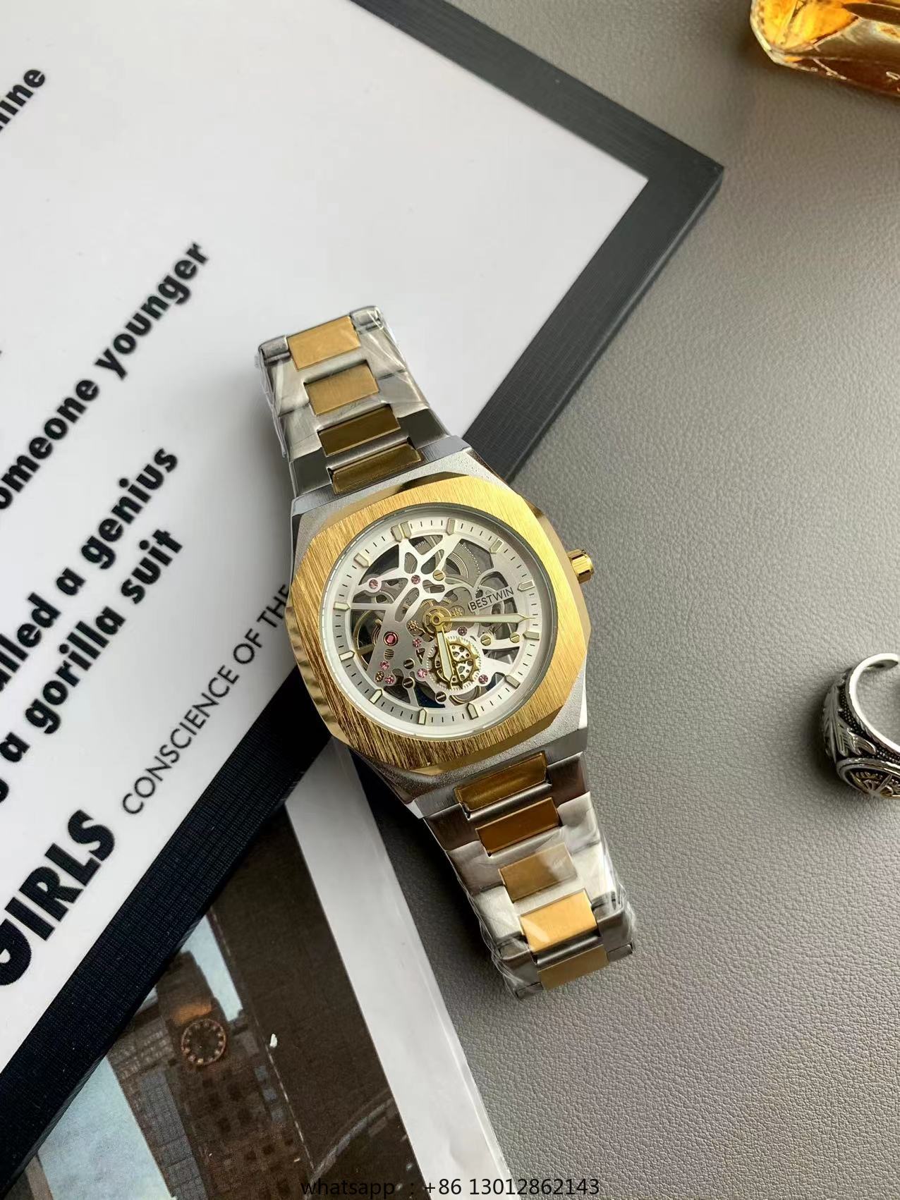 スチール製防水パーソナライズド中空非機械式高級ゴールドグリー - Luxury Watch Green のレビューと価格