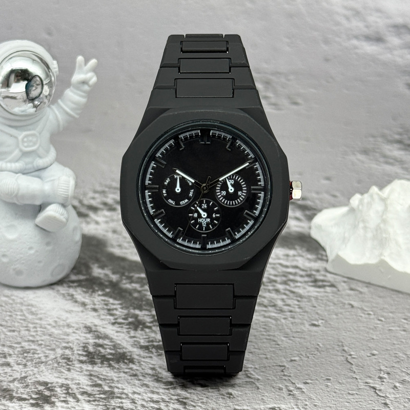 有名なブランド偽三目ダイヤル男性女性腕時計ファッションクォー - Luxury Watch Life のレビューと価格